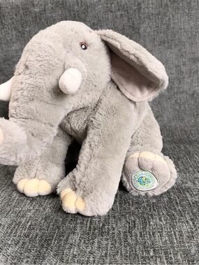 FAO Schwarz Gray Plush Elephant Stuffed Animal Soft Toy Realistic Safari Zoo